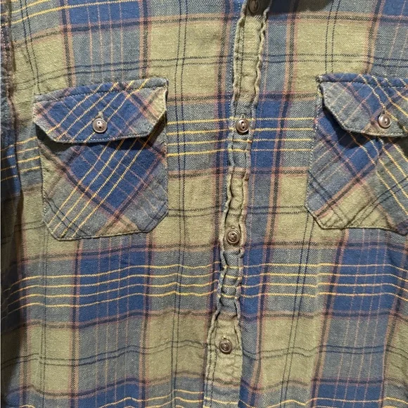 Men’s Cotton Levi's Olive and Navy Plaid Shirt size M - Picture 3 of 5